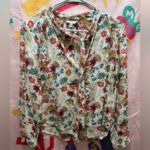 Blouse with front tie